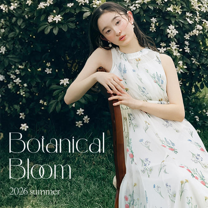 【RANDA（ランダ）】繊細に描かれたフラワー柄が夏の光を受けて映える Botanical Bloom〈4月3日（金）発売〉