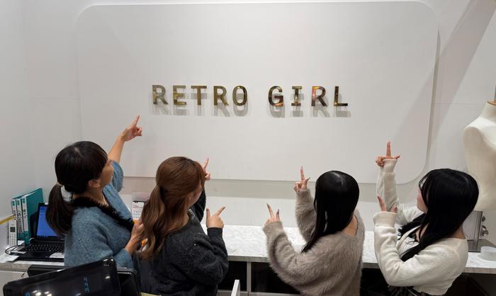 大人気有名ブランド☆RETRO GIRL スタッフ募集のお知らせ ♪